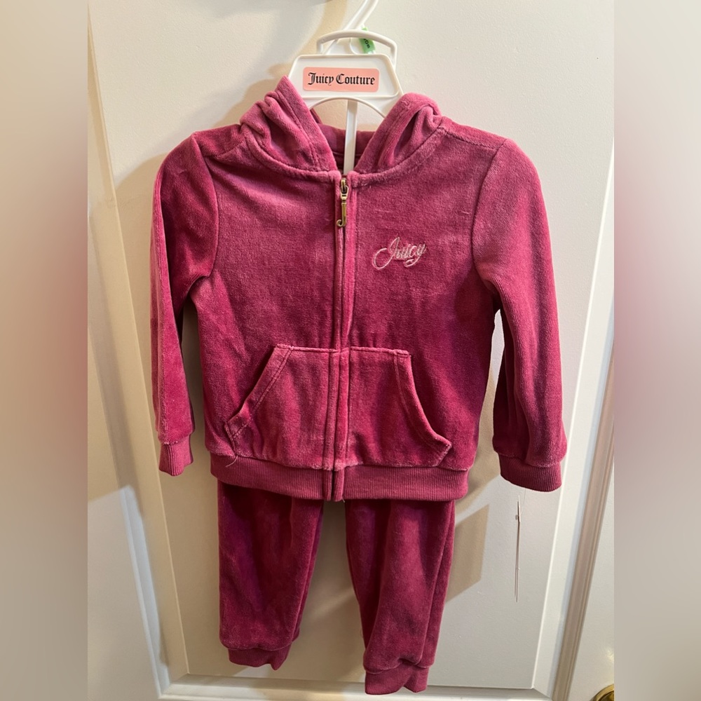 Juicy track suit